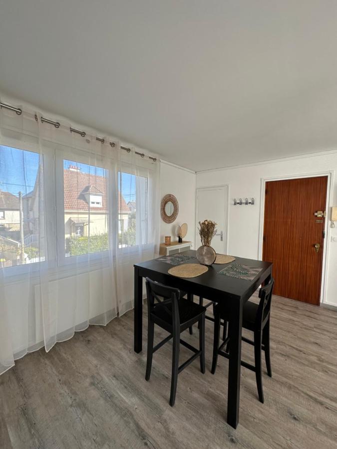 Arlette Appartement Ouistreham Buitenkant foto