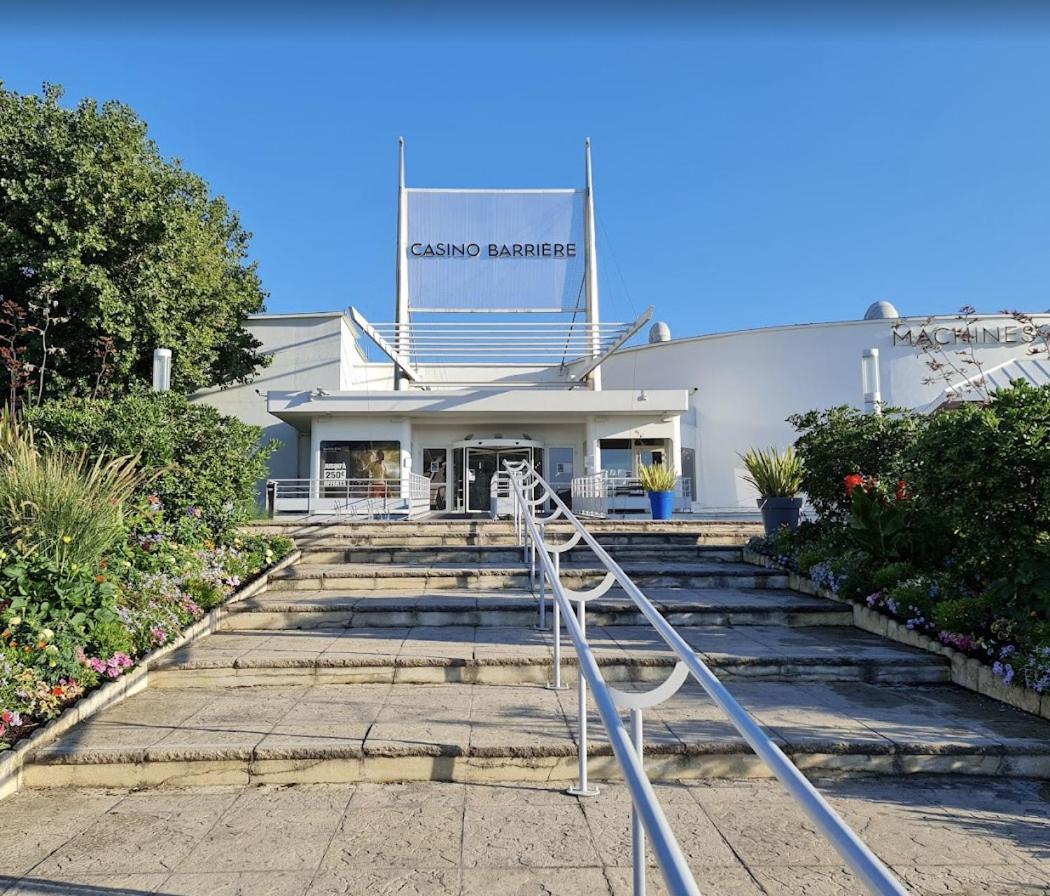 Arlette Appartement Ouistreham Buitenkant foto